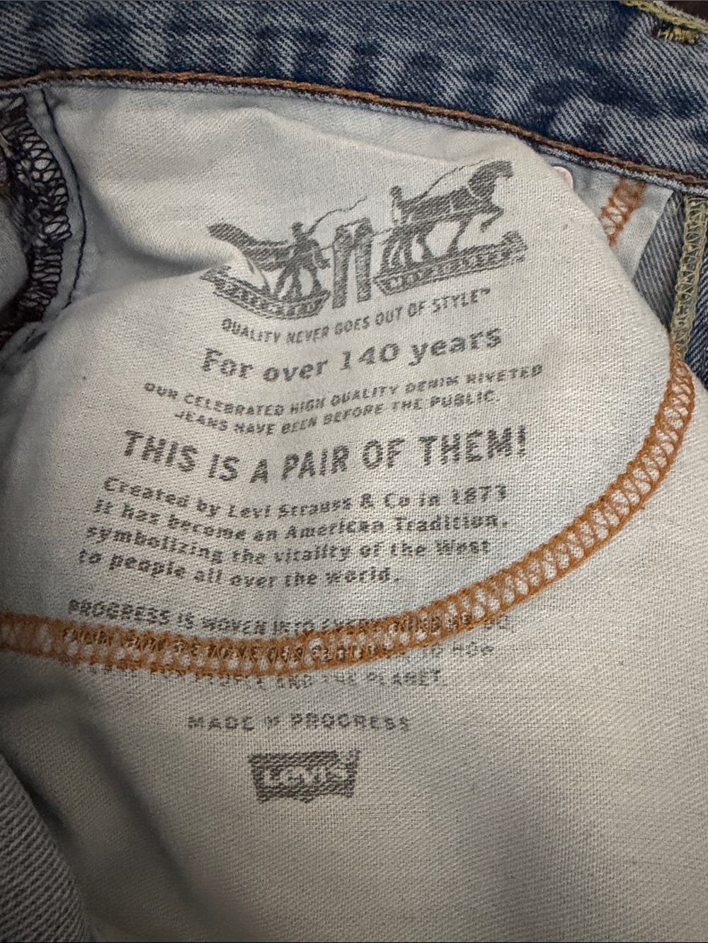 Levi's Light Blue Denim Jeans with Tan Leather Patch 35x32 - Picture 7 of 9